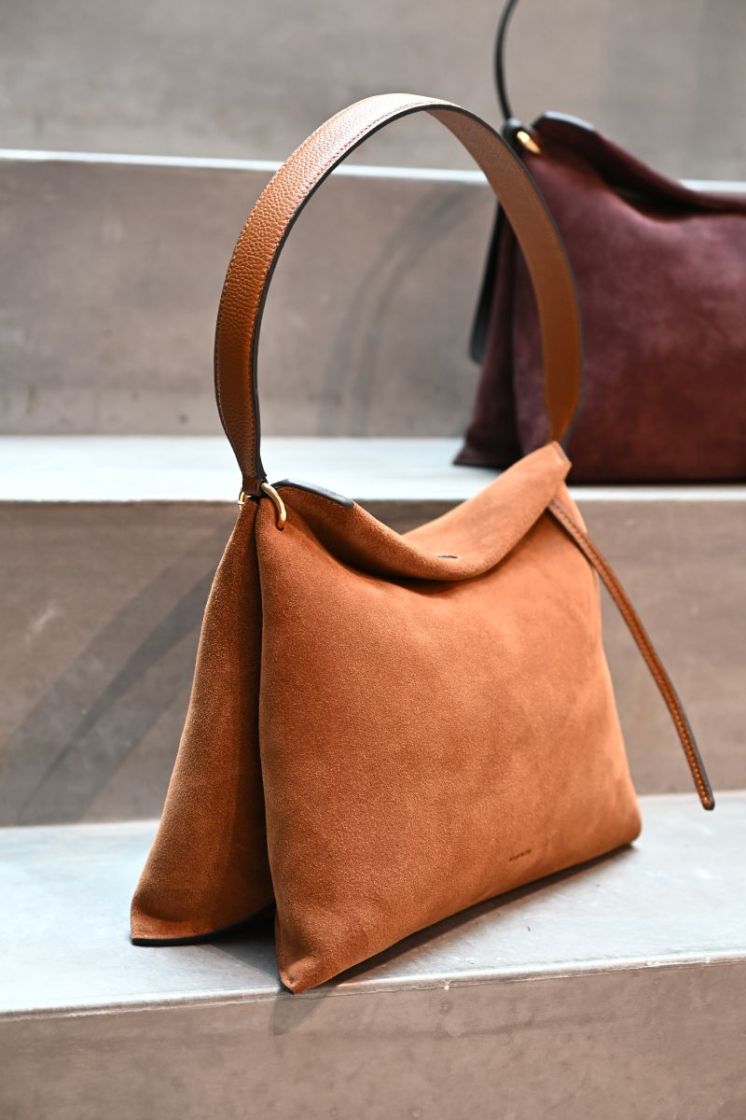  SADDLE